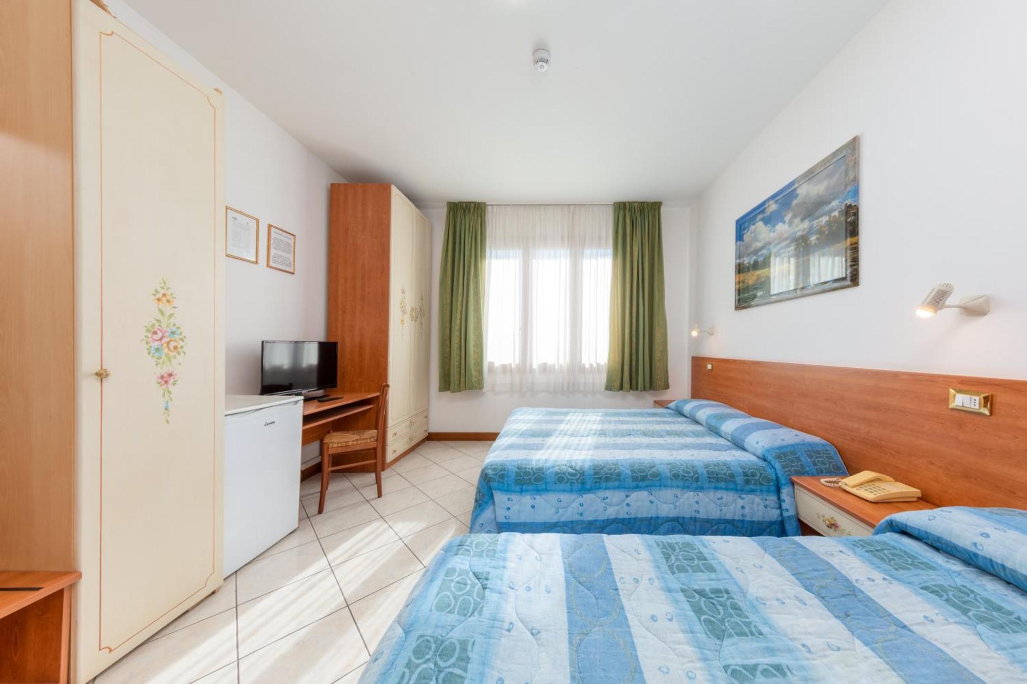 Hotel New Aurora Venice マルゲーラ エクステリア 写真