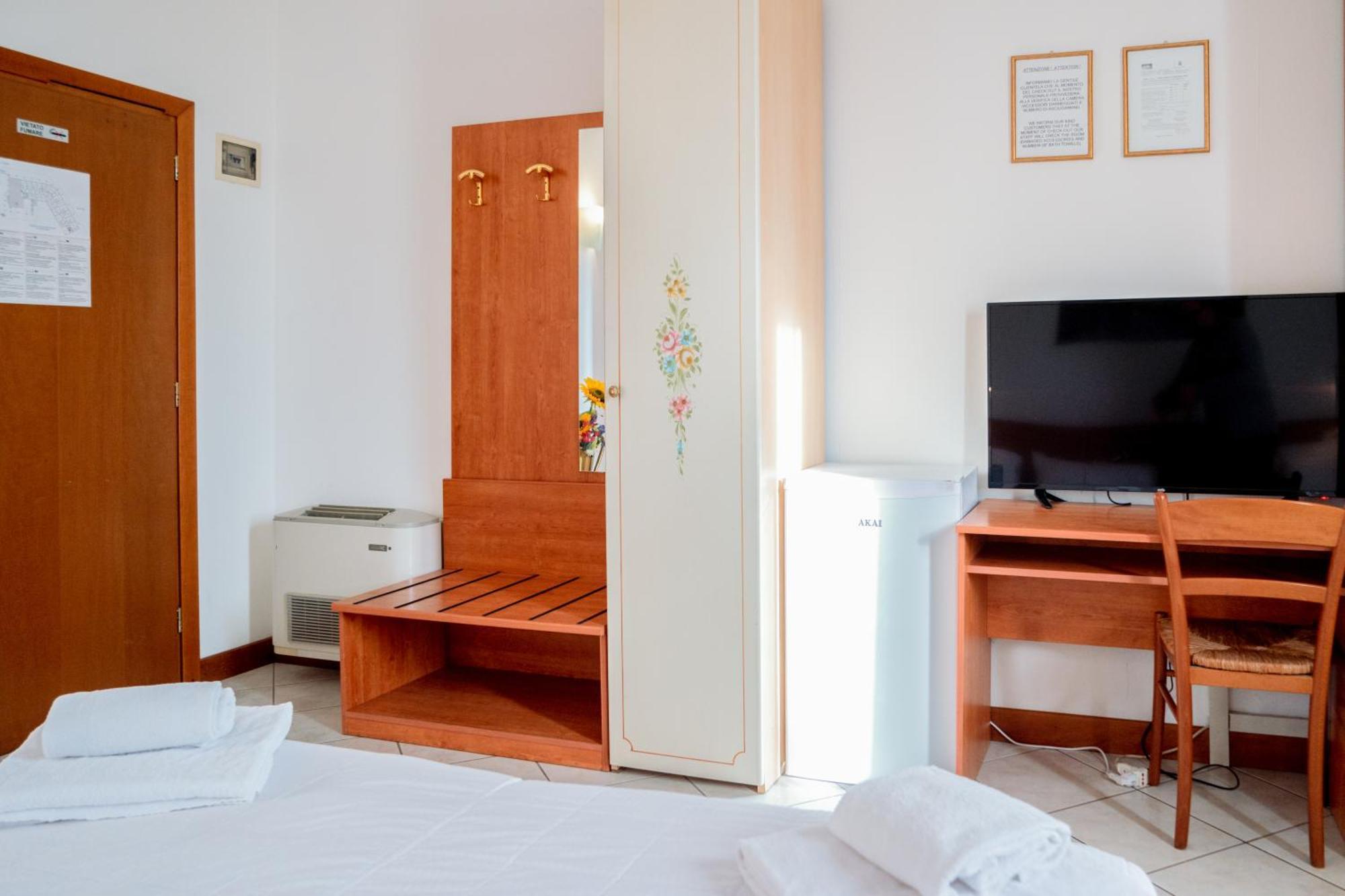 Hotel New Aurora Venice マルゲーラ エクステリア 写真