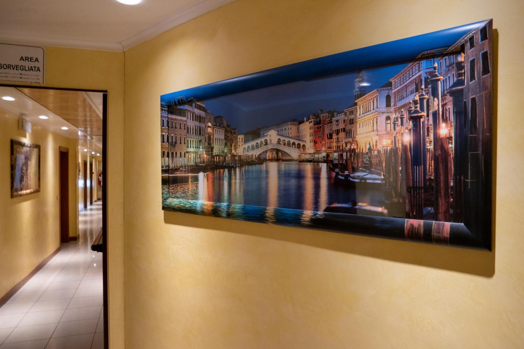 Hotel New Aurora Venice マルゲーラ エクステリア 写真