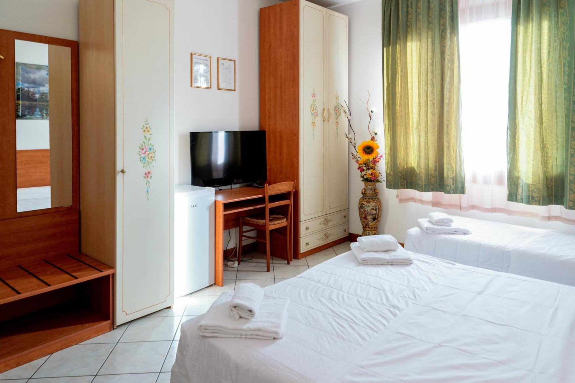 Hotel New Aurora Venice マルゲーラ エクステリア 写真